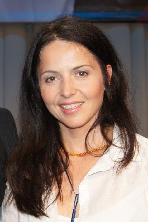 Agnieszka Michalska as Aneczka "Brzózka", ukochana Jakubka in Szabla od komendanta