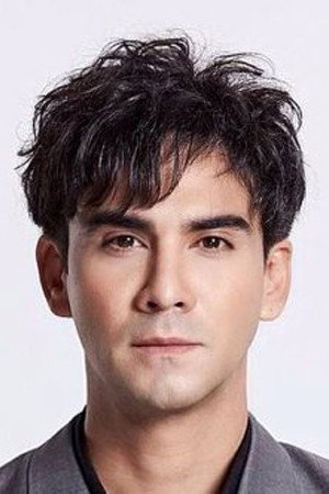 Andrew Cronin as Manop in Peuan Paeng