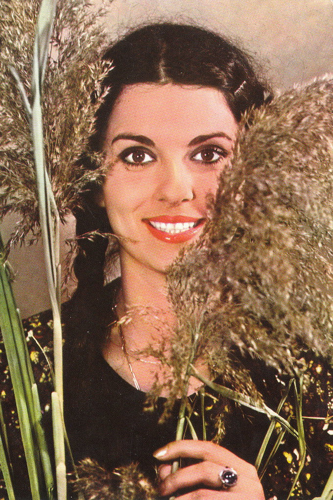 Florina Luican as Marita in The Pale Light of Sorrow
