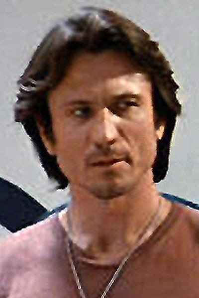 Crofton Hardester as Mendes in Android