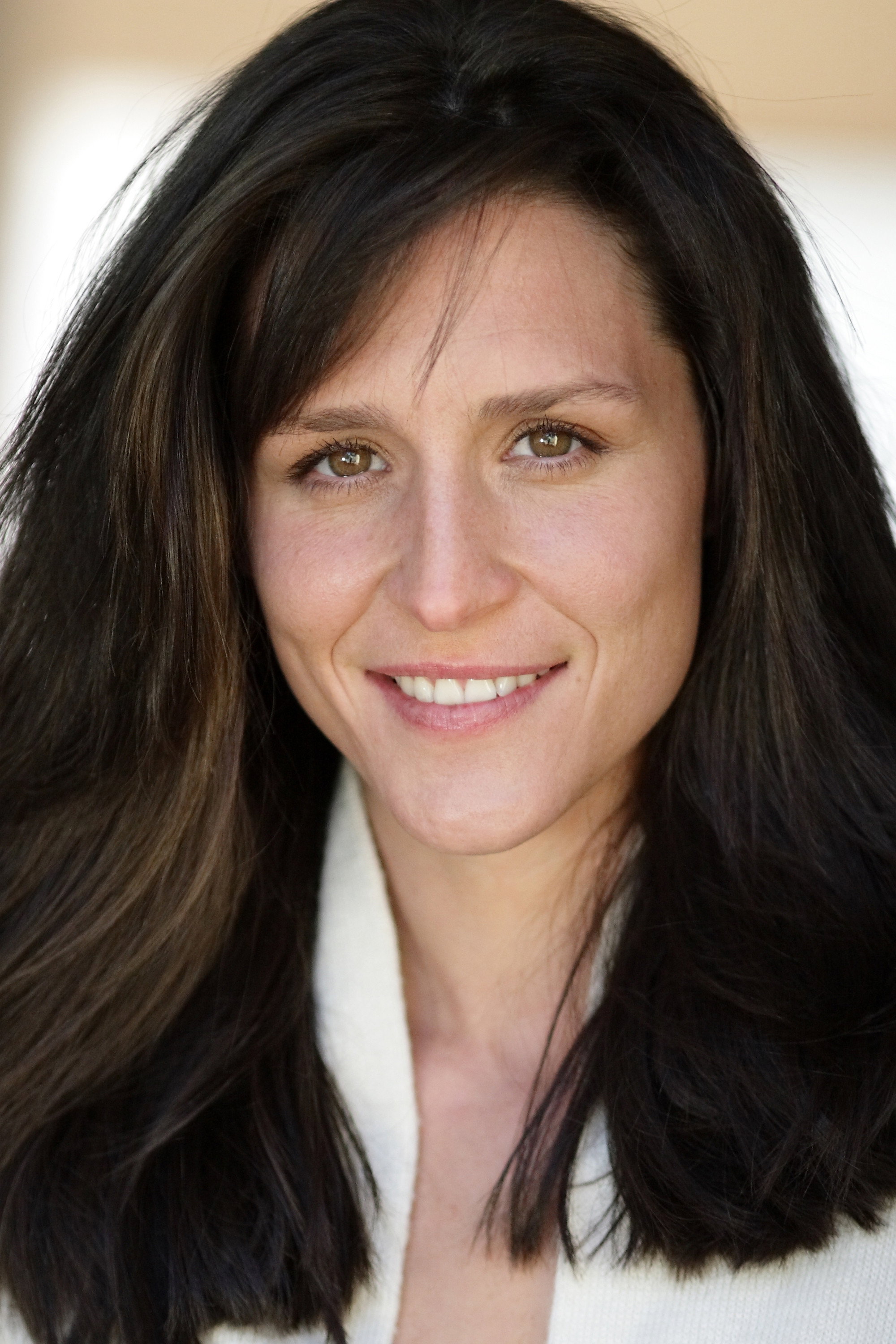 Geneviève Laroche as Marie-Ève in Love and Magnets