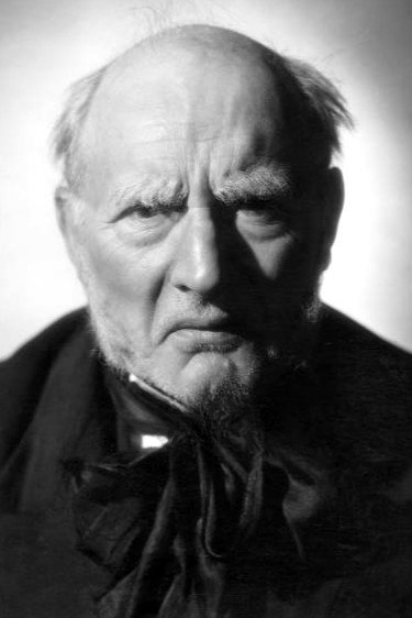Moore Marriott as Uncle Tom Cobleigh in Widecombe Fair