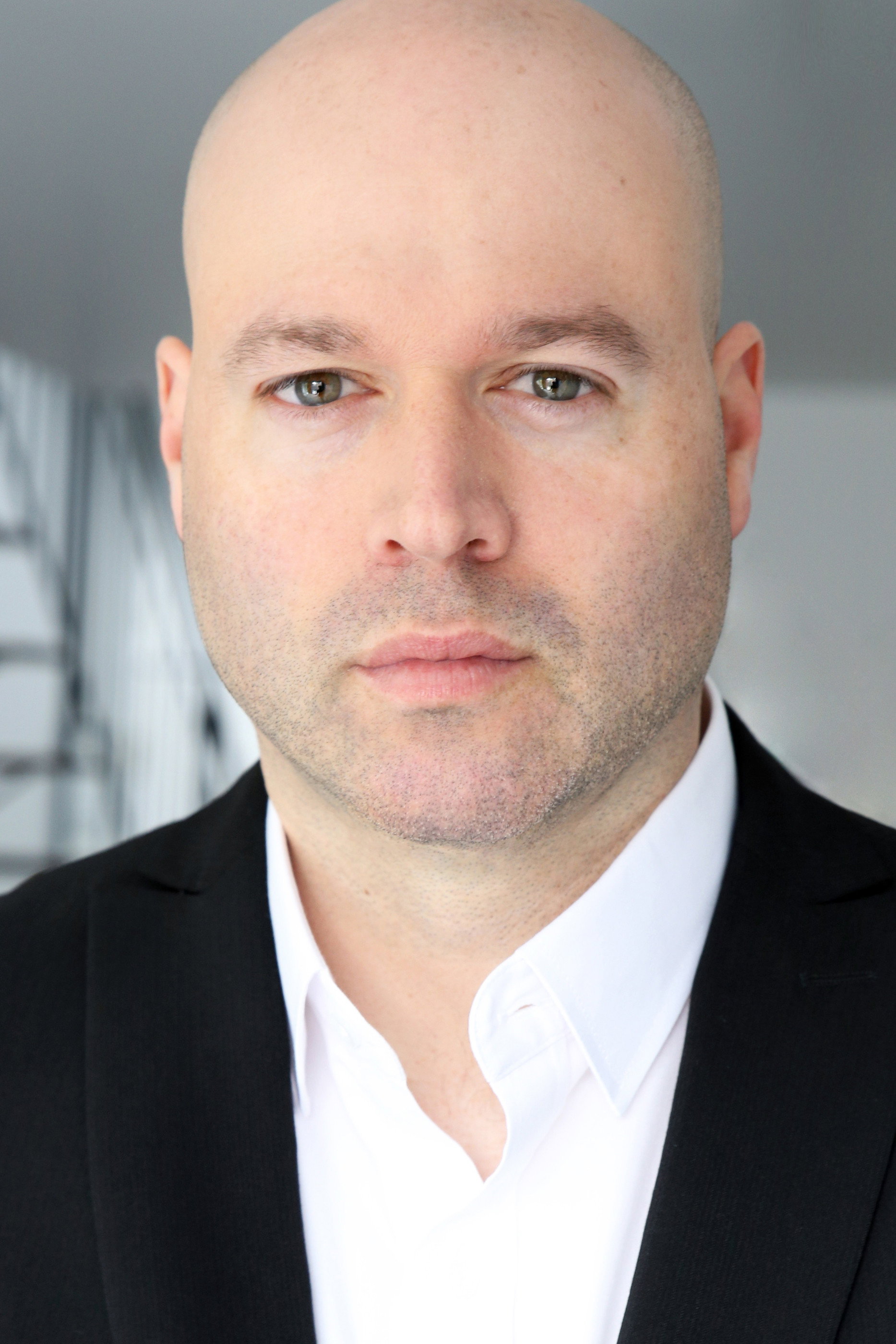 Sébastien Beaulac as Policier in Liverpool