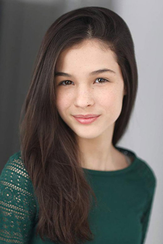Eliza Faria as Melissa Cuthbert in Baby Bootcamp