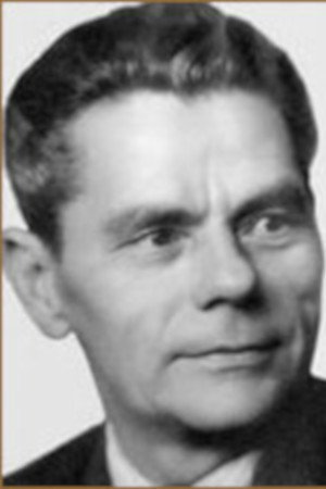 George Gumilevsky as Lukich in Pirogov