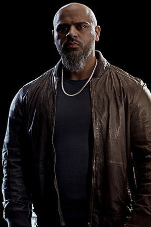 Massiv as Latif Hamady in 4 Blocks