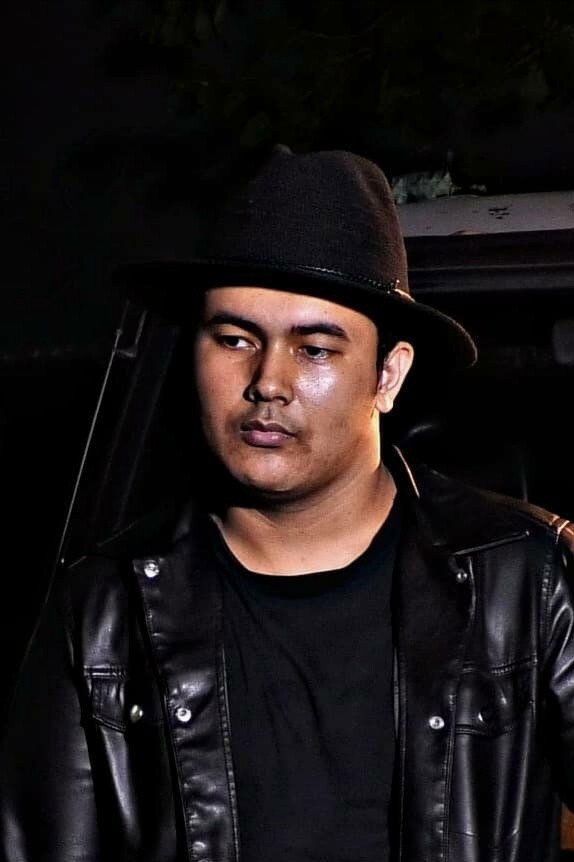 Panji Respati as Pengawal in Staycation