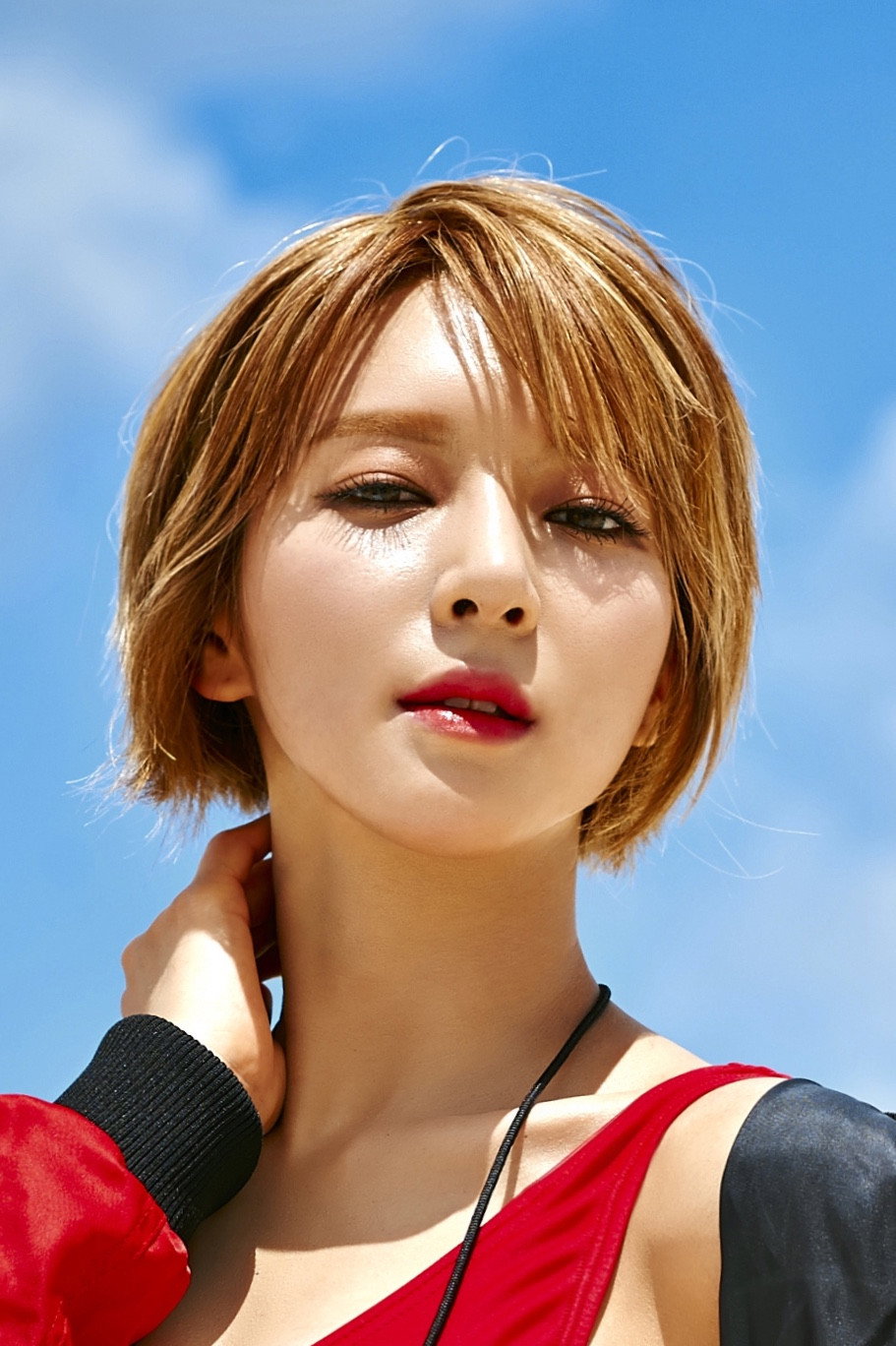 박초아 as Self in Double Trouble