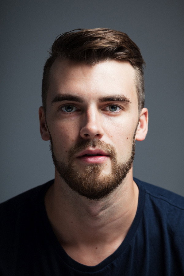 Jaakko Ohtonen as MakeX in HasBeen