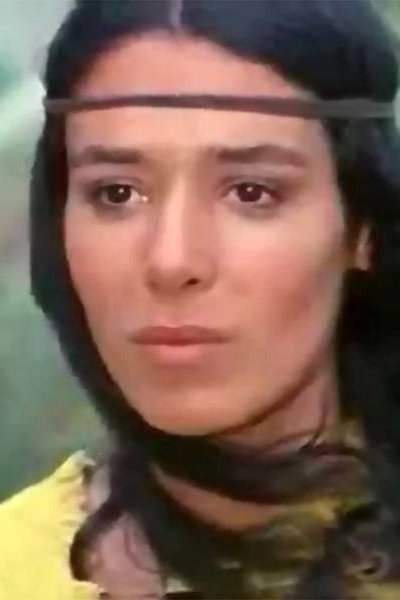 Clara Hopf as Sunsirahe in Apache Woman