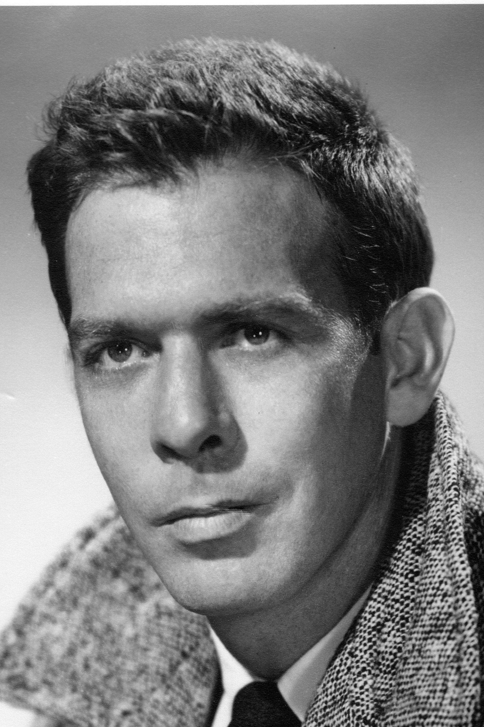 Ward Wood as Radio Operator Peterson in Air Force