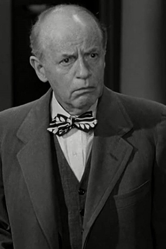 William H. Lynn as Judge Gaffney (as William Lynn) in Harvey