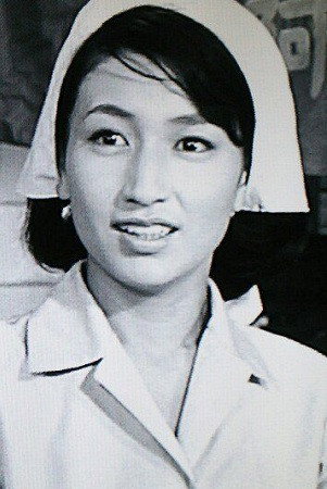 小林千登勢 as Fuji Yamanaka in Honmamon