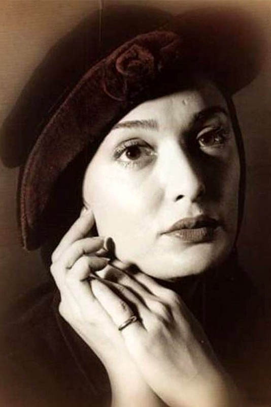 Ateneh Faghih Nasiri as Maryam in I Love the Earth