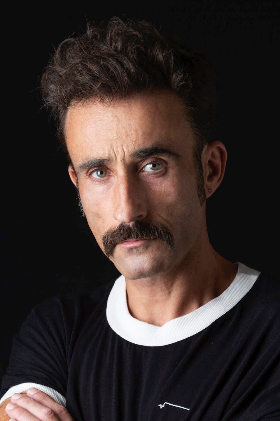 Isaac Alcayde as Mayor in Life without Sara Amat