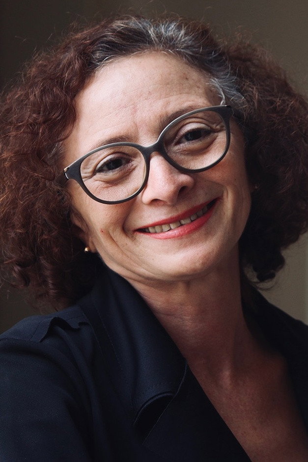 Marcélia Cartaxo as Nildes in Baptism of Blood