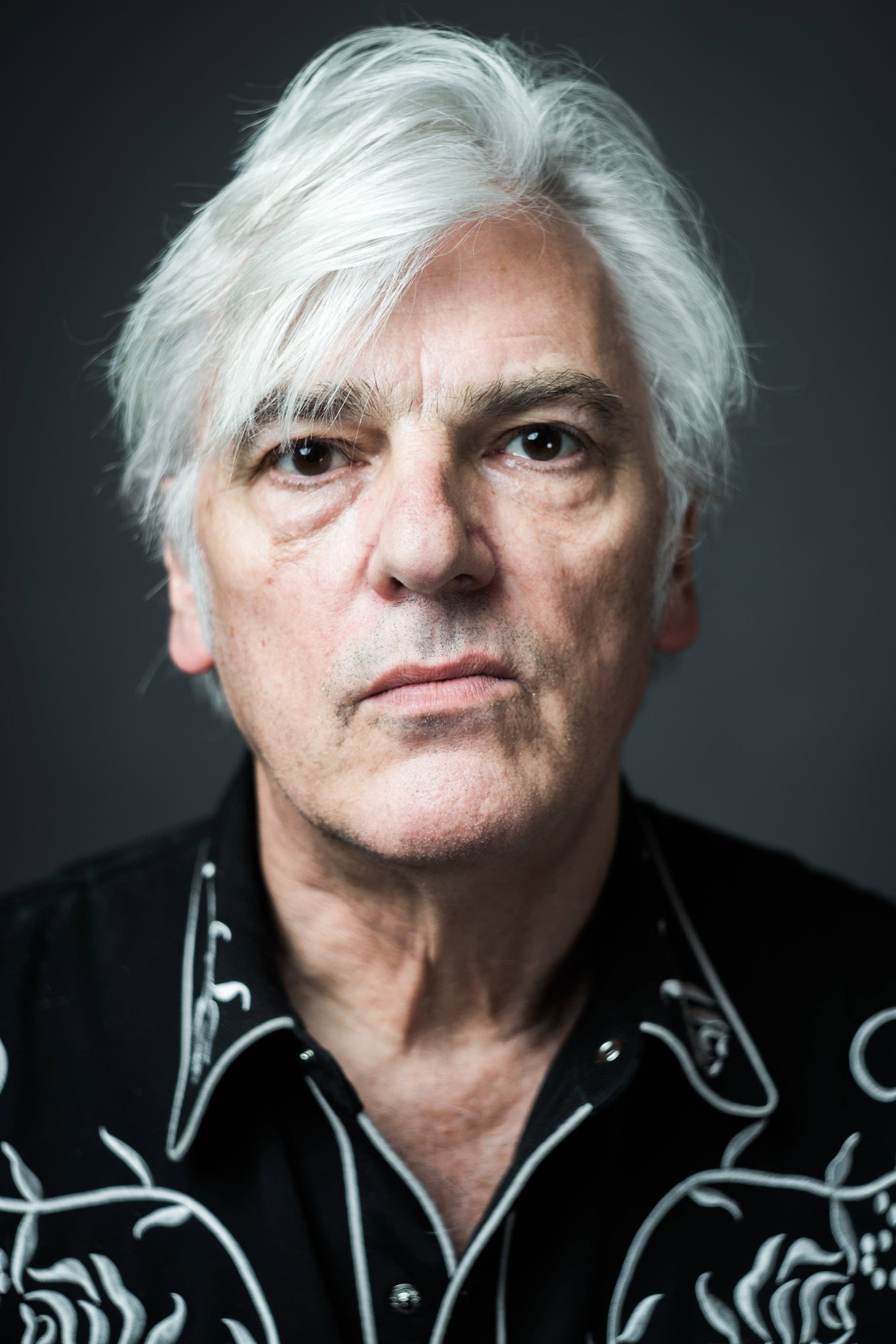 Robyn Hitchcock as Self in Burning Ice