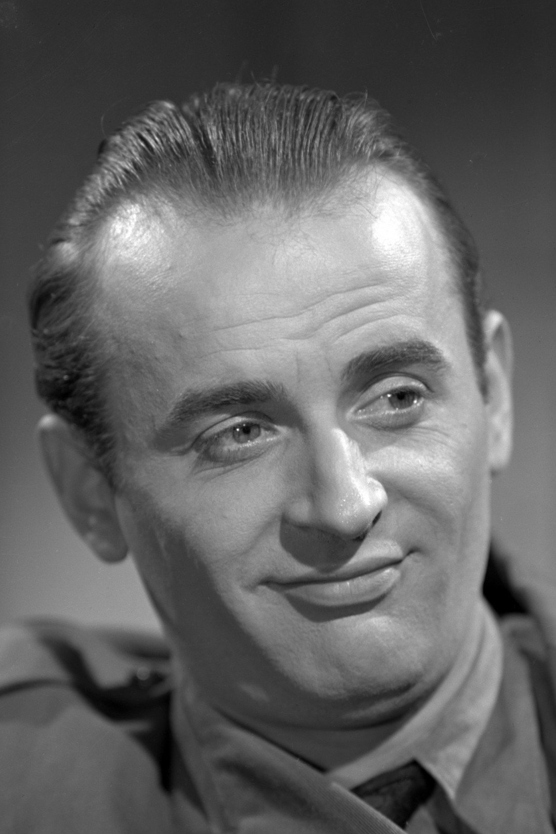 Mirosław Szonert as mecenas in Kapelusz