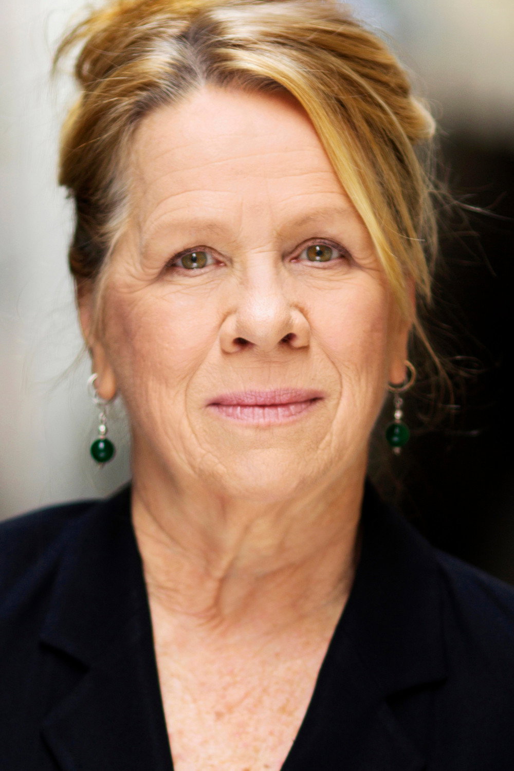 Valerie Bader as Bev Flick in East of Everything