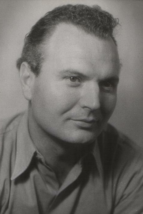 Bolesław Smela as Makrot in November Night