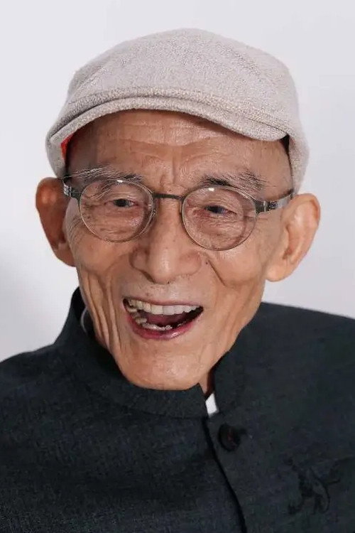 游本昌 as Uncle Ye / Ye Shu in Blossoms Shanghai