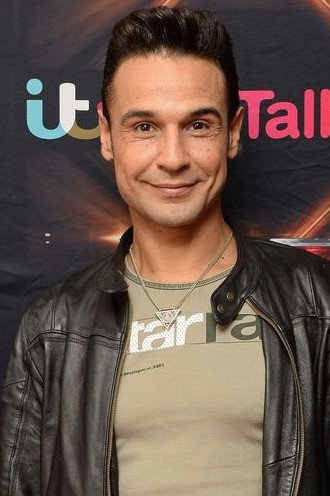 Chico Slimani as Self in CelebAir