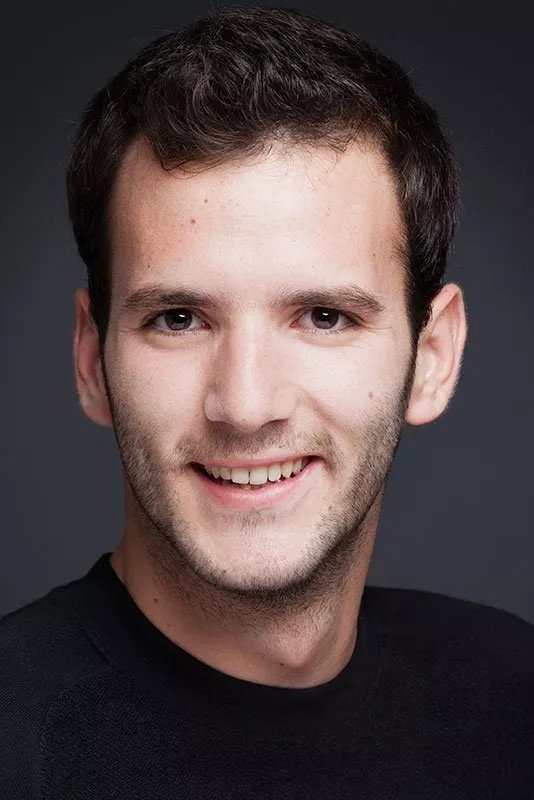 Kaan Altay Köprülü as Akif Gülmez in Tek Yürek