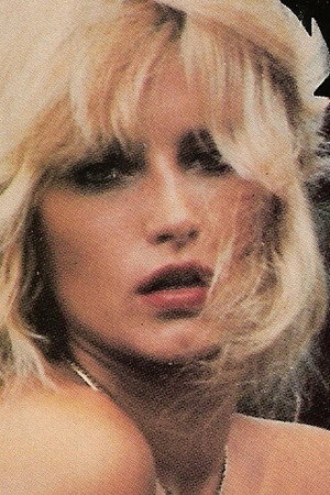 Rikki Harte as Shelley in Spitfire