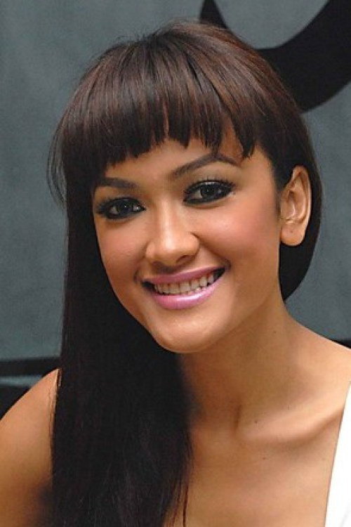 Julia Perez as Dosen in Kuntilanak Kesurupan