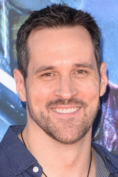 Travis Willingham as Kexon Peros in Daggerheart