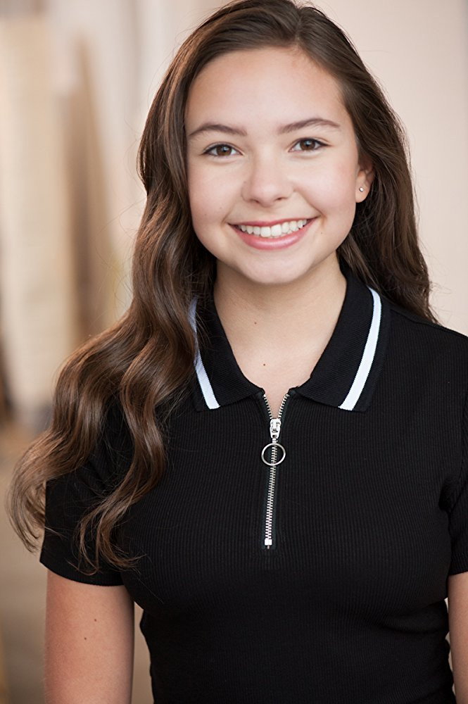 Taylor Dianne Robinson as Hannah in Christmas on Holly Lane