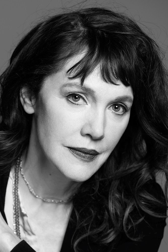 Madeleine Potter as Grushenka in The White Countess