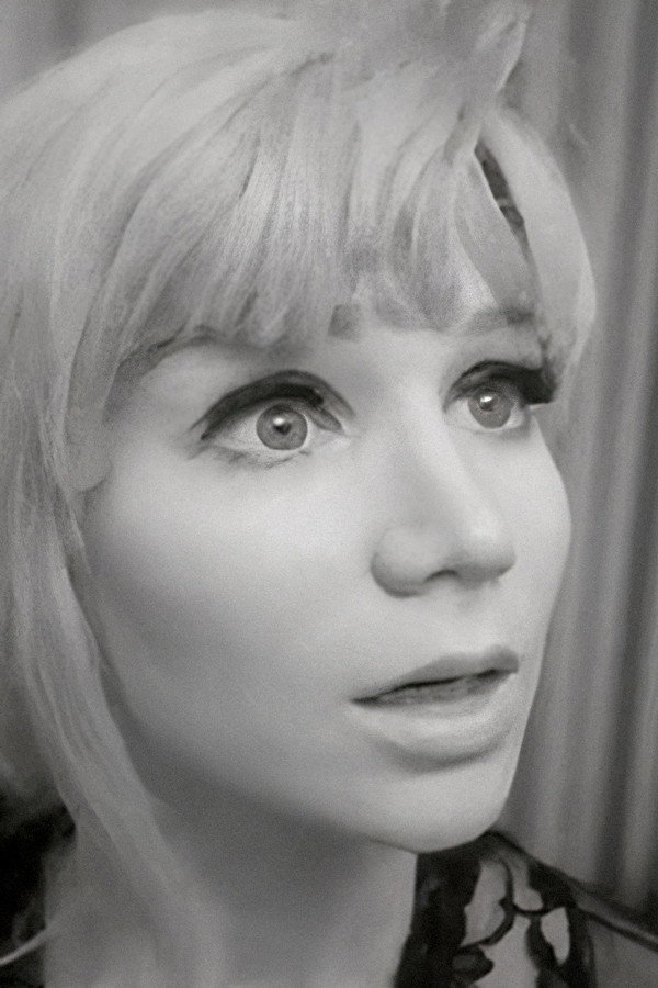 Sharon Kent as Dora in Some Like It Violent