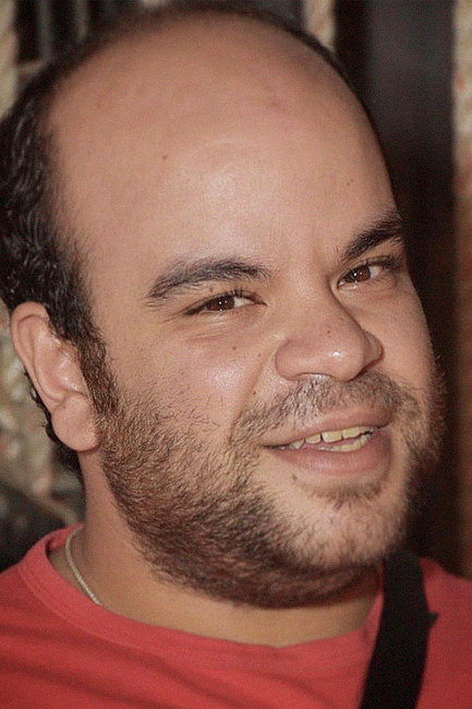 محمد عبد الرحمن as إبراهيم زكي (شريك عمر) in Wannabe Courageous