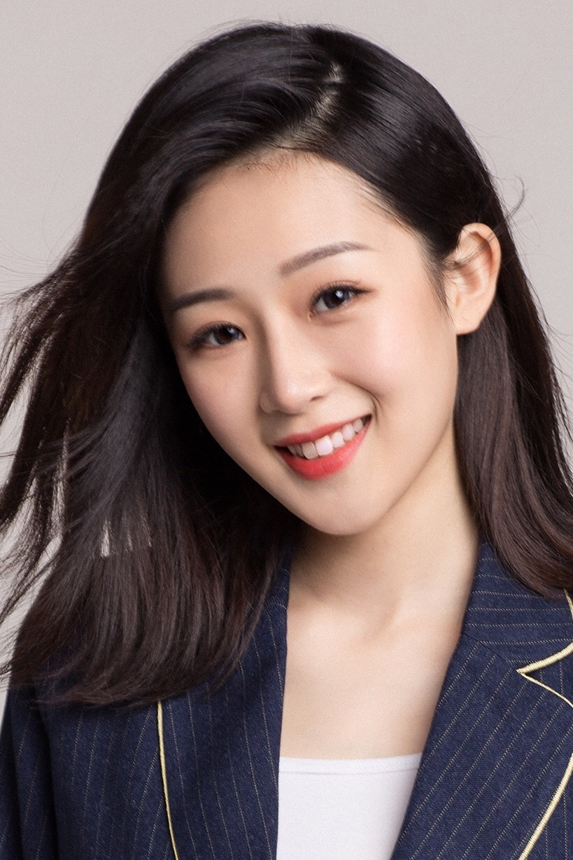 He Qianying as Ruan Meng in Well-Intended Love