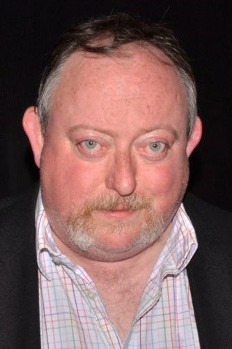 Laurence R. Harvey as Dr. Graves in In the Grip of Terror