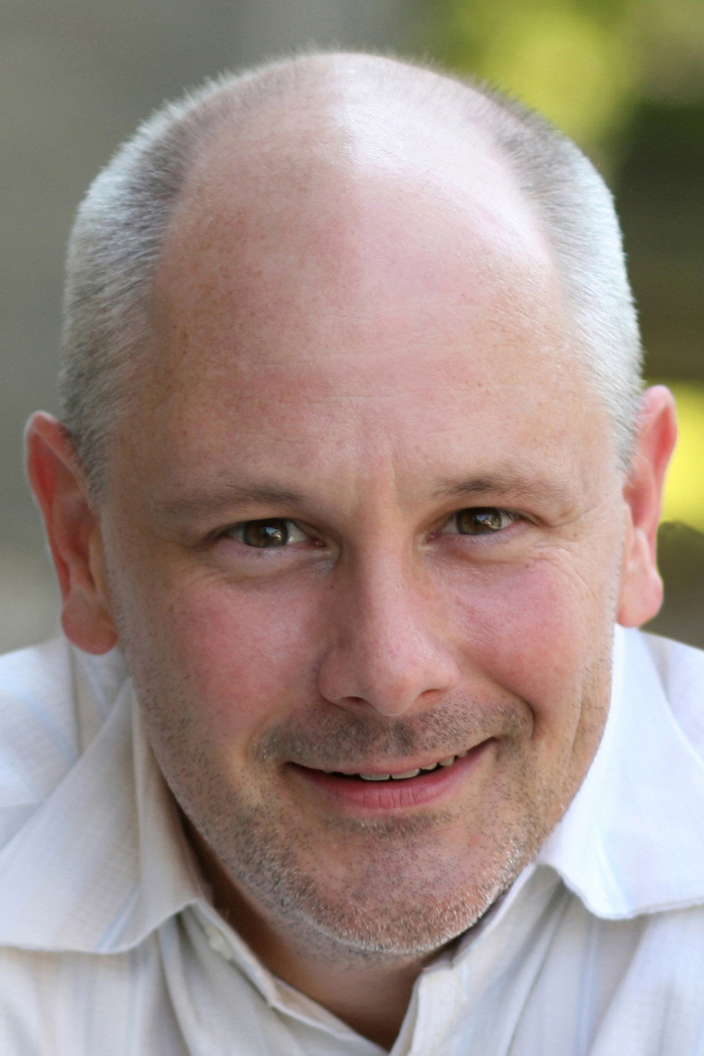 Keith Flippen as Mr. Russell in Standing Up