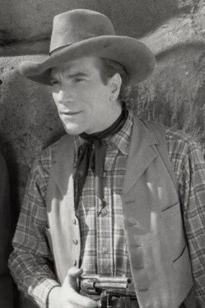 Frank McGlynn Jr. as Frank Carter in Lawless Range