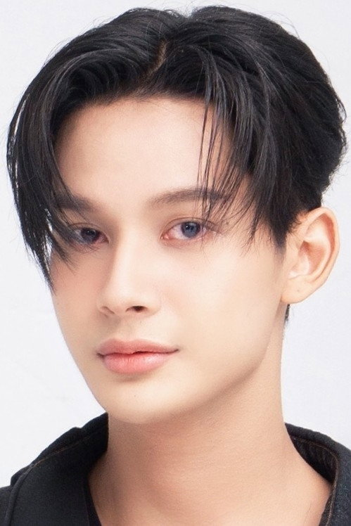 จิรภัส สอดแจ่ม as Guo Jing in A Love So Beautiful