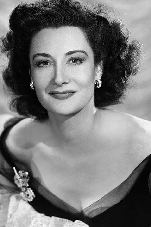 Gloria Holden as Louise Hover in Adventures of Rusty