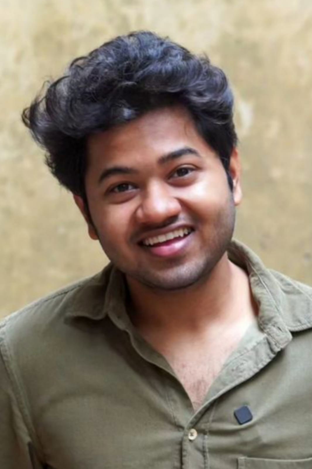 Mouli Tanuj Prasanth as Aavaalu in Aavaalu, Jeelakarra, Chepala Pulusu