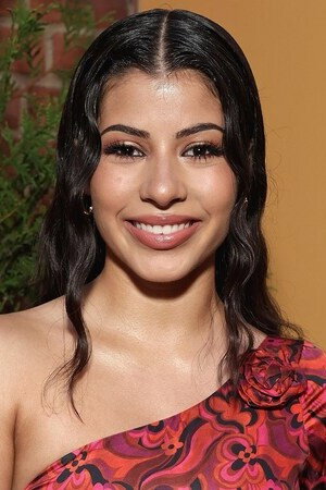 Kyndra Sanchez as Gloria in Christmas with You