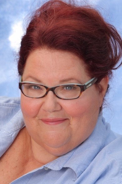 Melissa Bailey as Pearl Gladstone in Get Off My Lawn