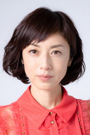 高岡早紀 as Shiho Komiya in Tower of Justice