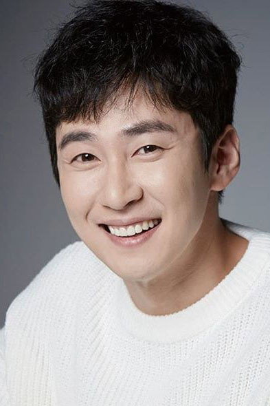 Heo Jae-ho as Poong-gi in The Soul-Mate