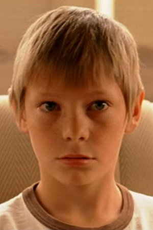 Maximilian Waldmann as Viktor in Under the Sun