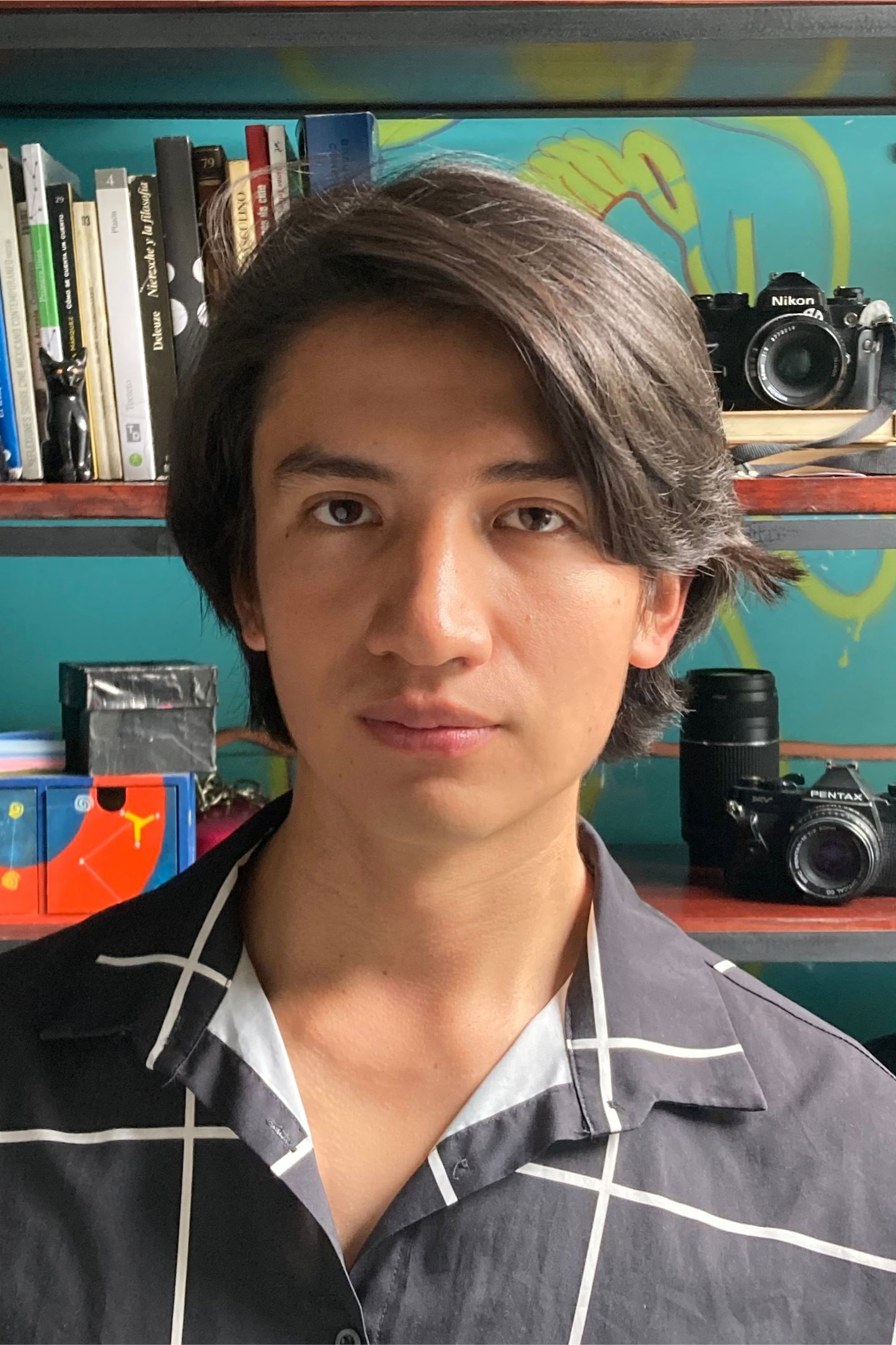 Uriel Reyes as Coworker 2 in Empty Shelves