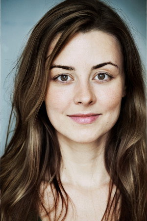 Luisa Wietzorek as Sophie Färber in Voicemail