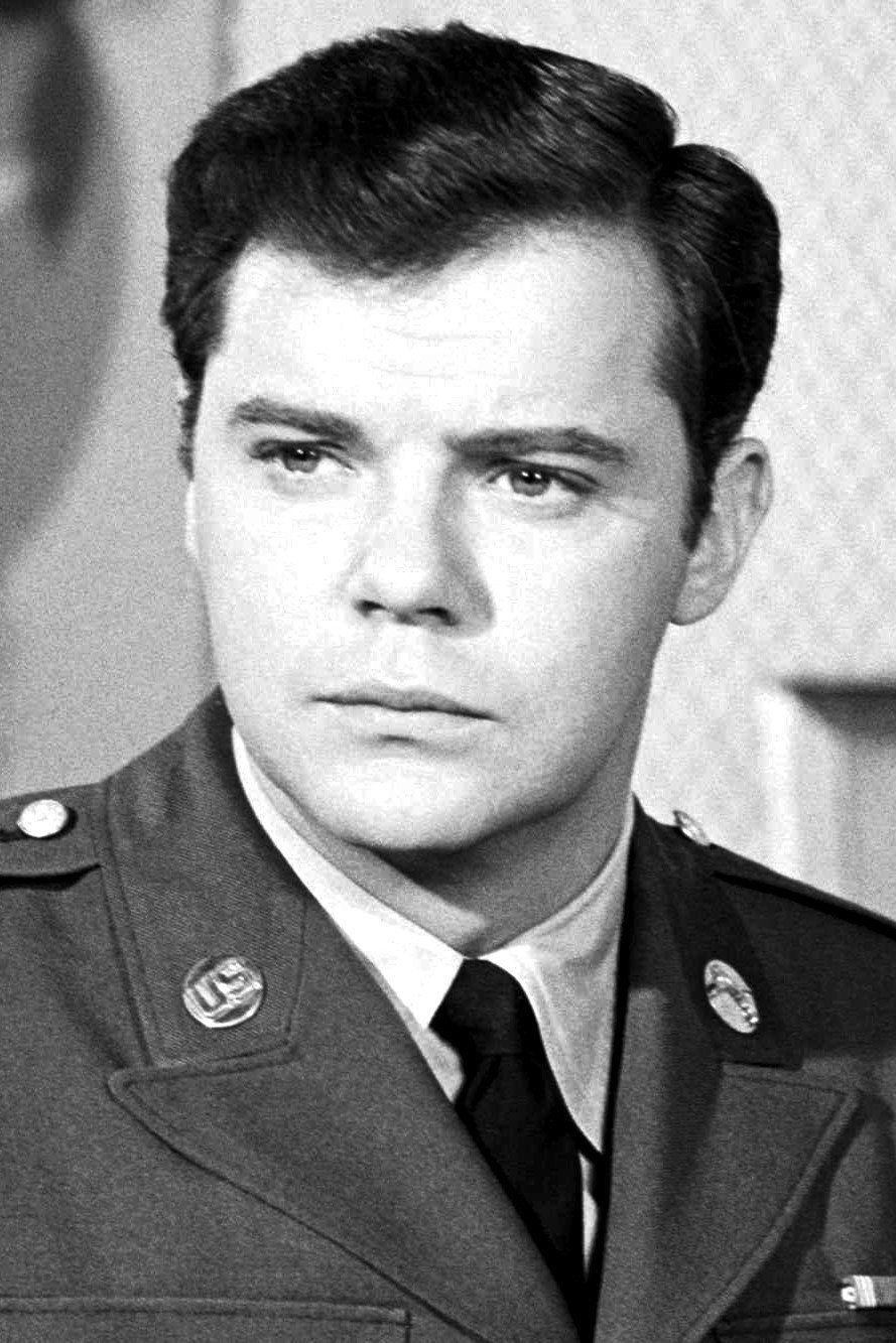 Warren Berlinger as Morgan in The Long Goodbye
