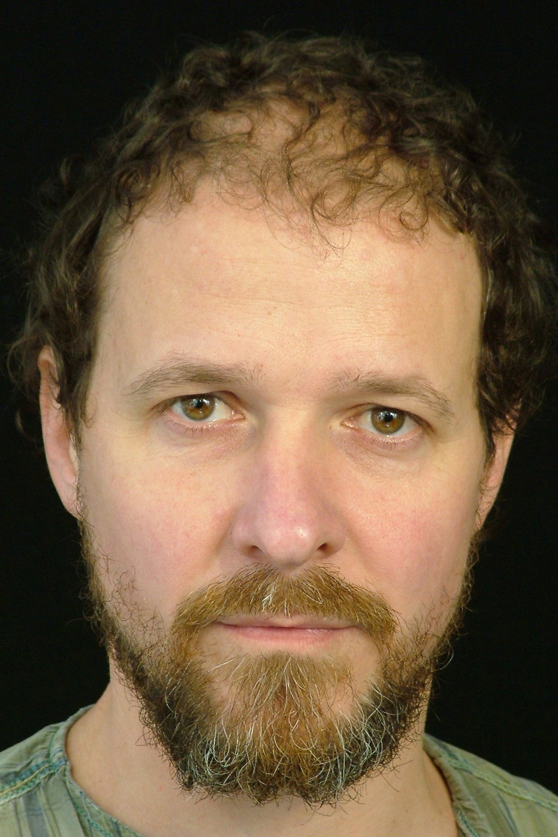 Matt Patresi as Riccardo Pacifici in Fuga per la libertà - L'aviatore